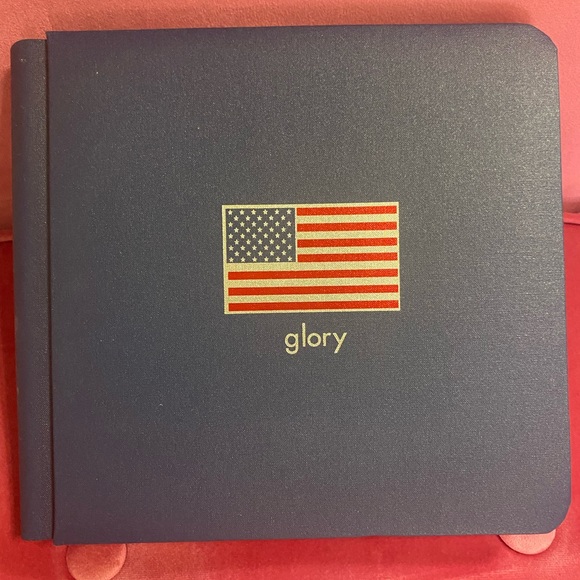 Creative Memories Glory Album 7x7 - Picture 1 of 1